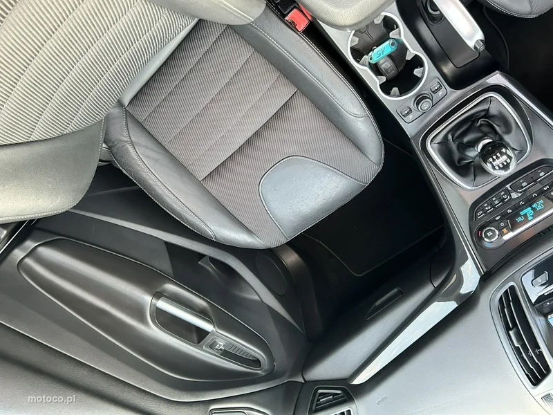 Ford Kuga II 14