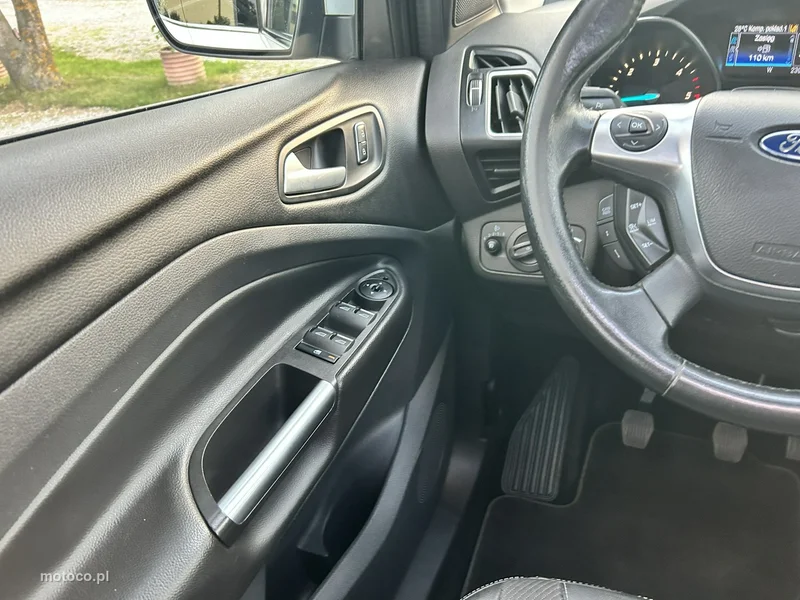 Ford Kuga II 17
