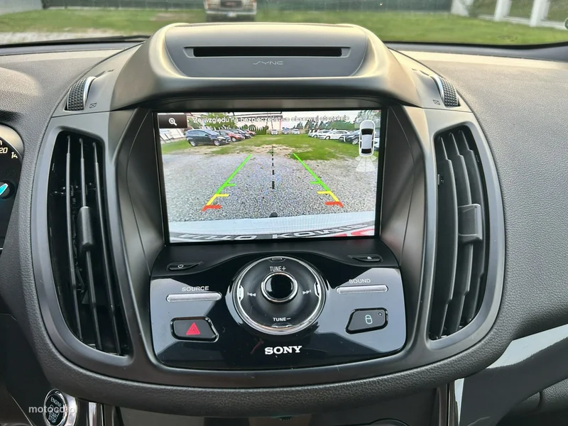 Ford Kuga II 26