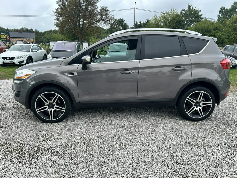 Ford Kuga I 8