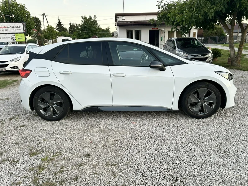 Cupra Born 4