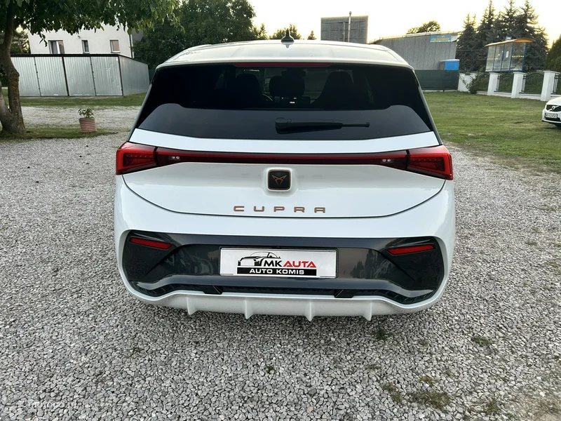 Cupra Born 6