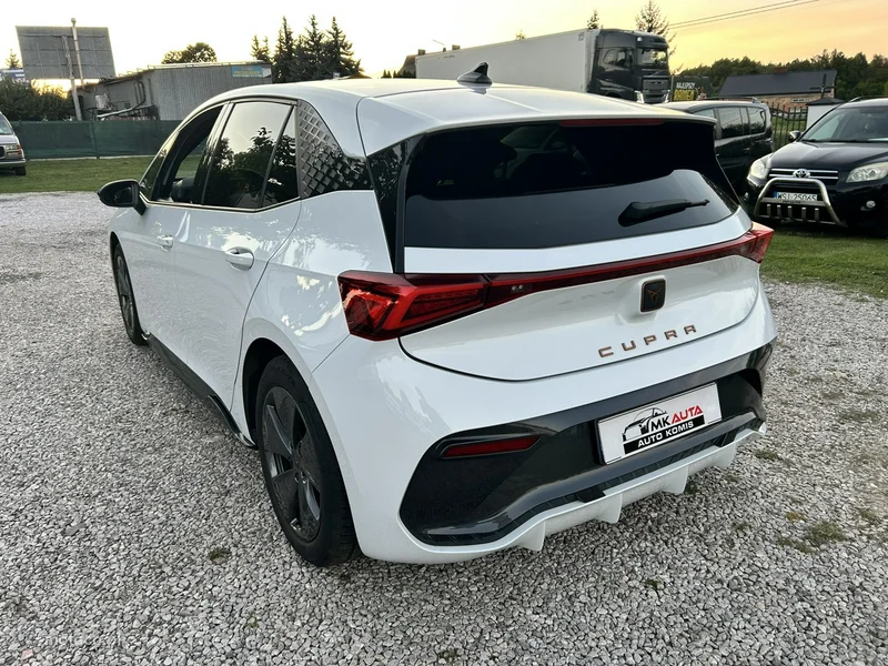Cupra Born 7