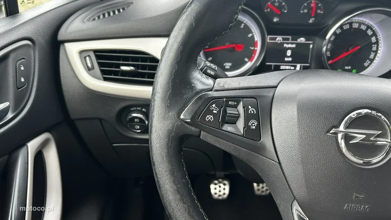Opel Astra K 12