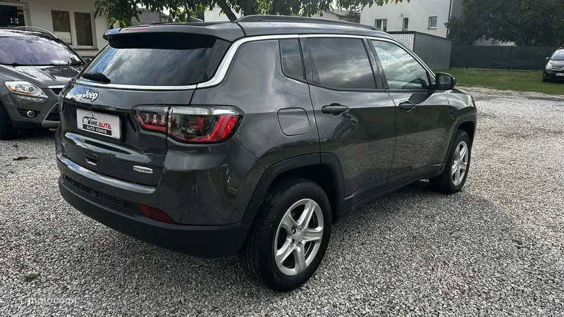 Jeep Compass 7
