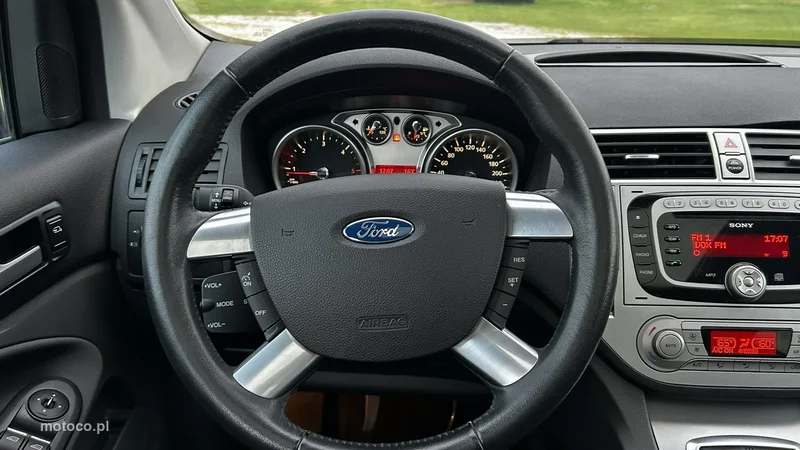 Ford Kuga I 14