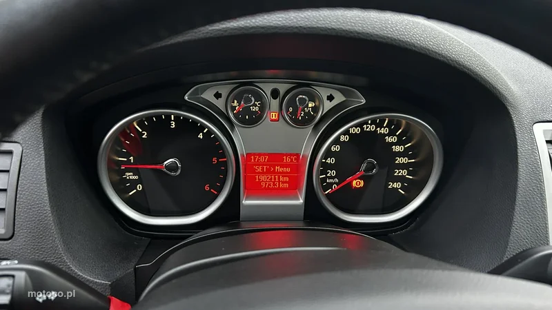 Ford Kuga I 15