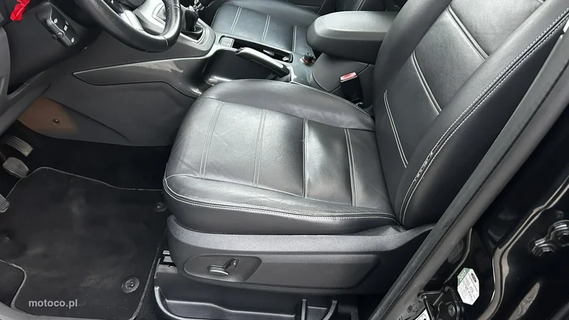 Ford Kuga I 16