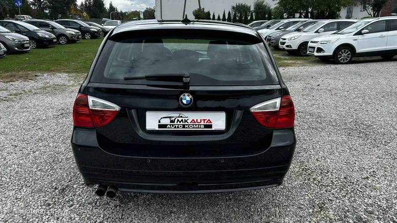 BMW Seria 3 E90 325 6