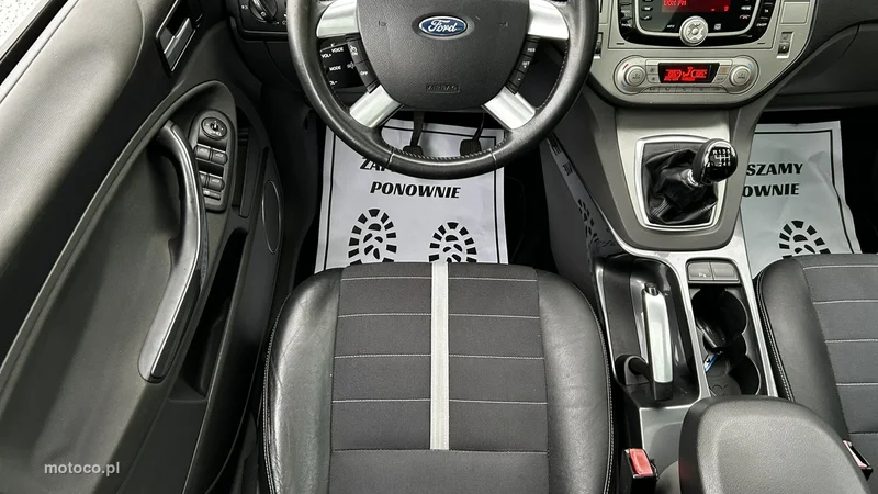 Ford Kuga I 13