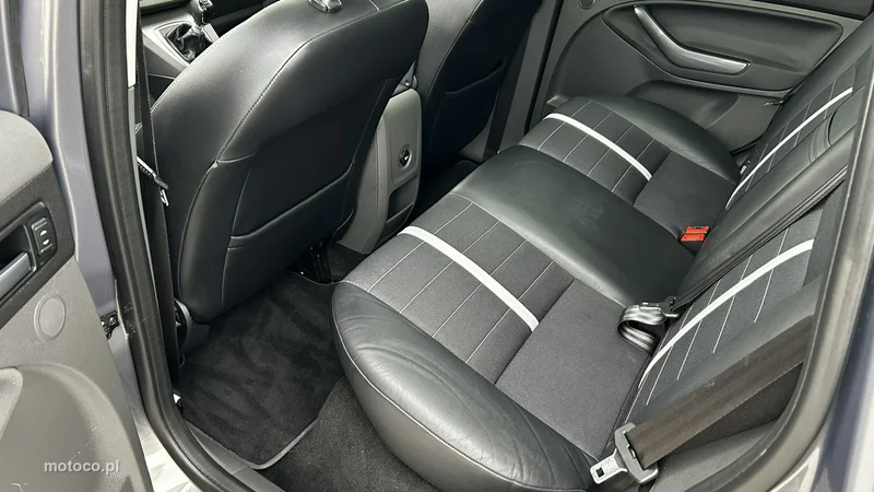 Ford Kuga I 16