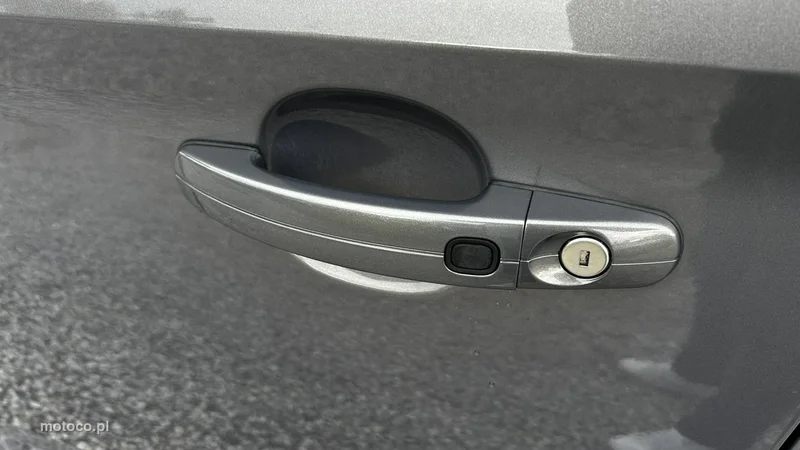 Ford Kuga I 23