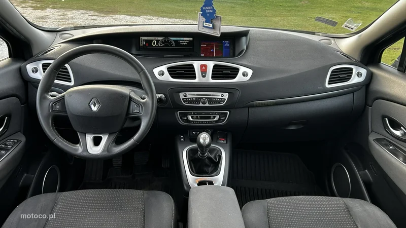 Renault Scenic III 9