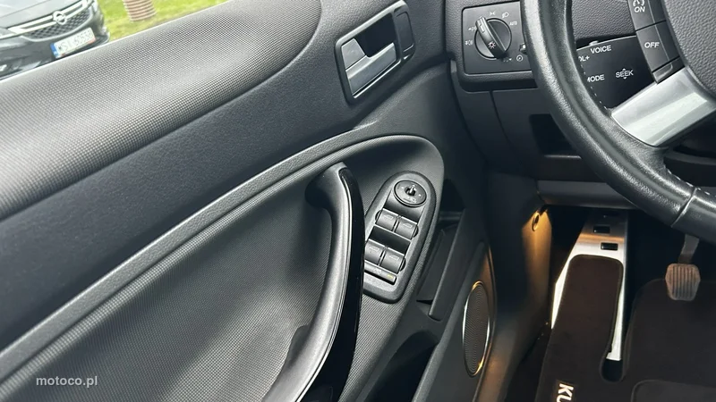 Ford Kuga I 18