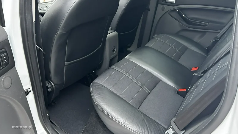 Ford Kuga I 19