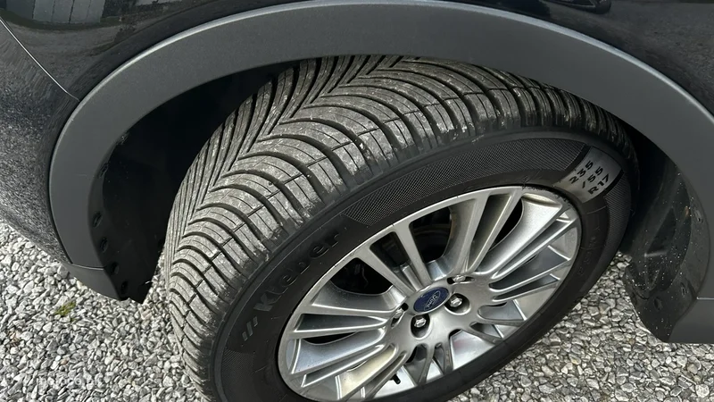 Ford Kuga II 24