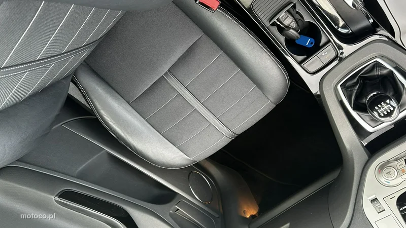 Ford Kuga I 14