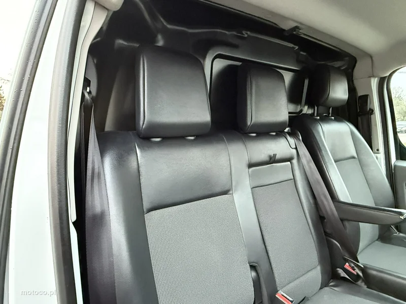 Peugeot Expert 6