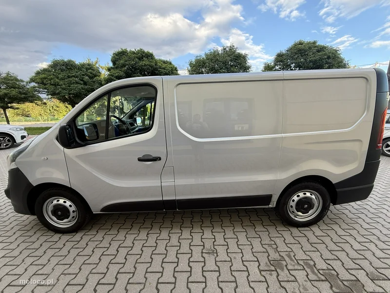 Opel Vivaro 9