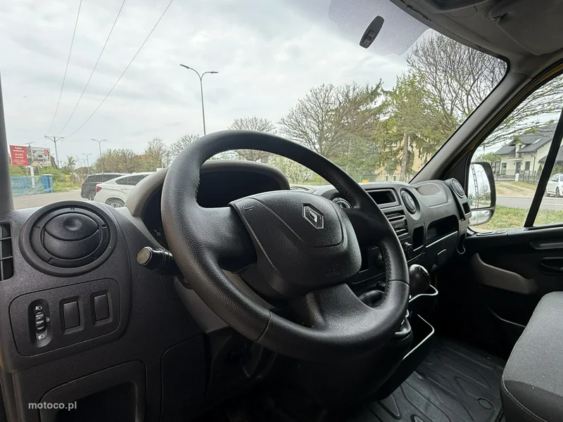 Renault Master 8