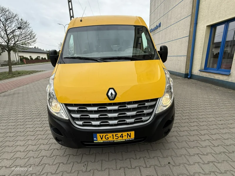 Renault Master 12