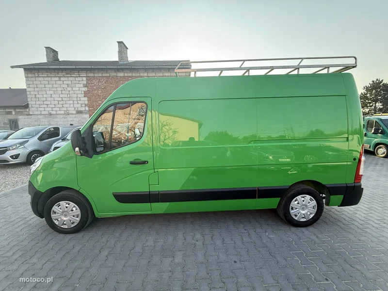 Renault Master 9
