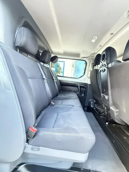 Renault Trafic 11
