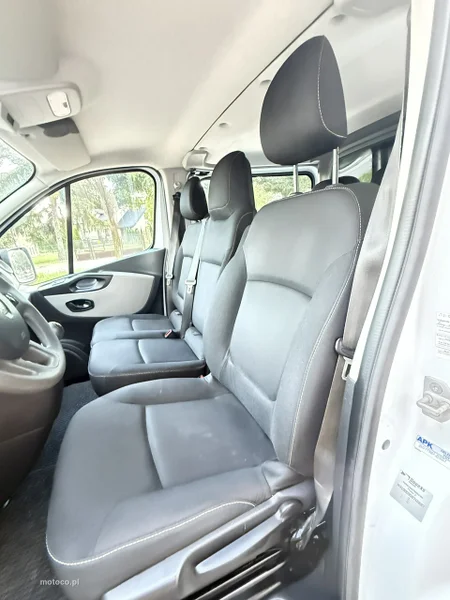 Renault Trafic 15