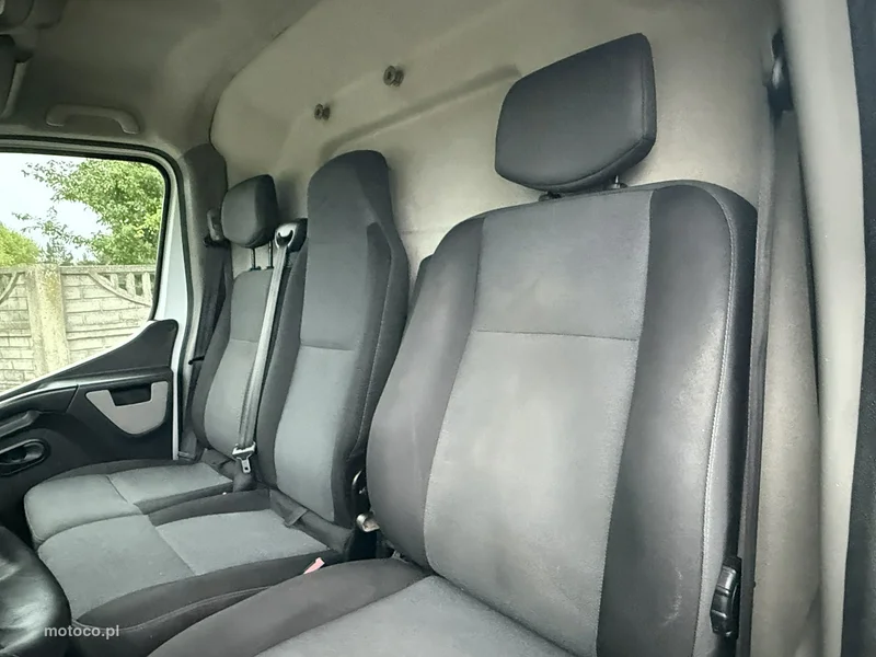 Renault Master 17