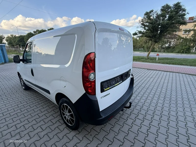 Opel Combo 2