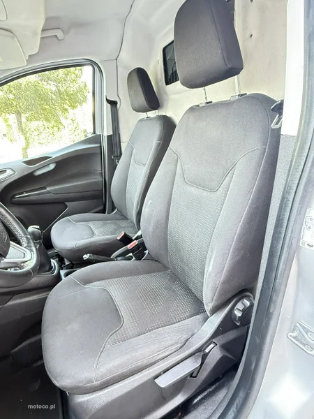 Ford Courier 5