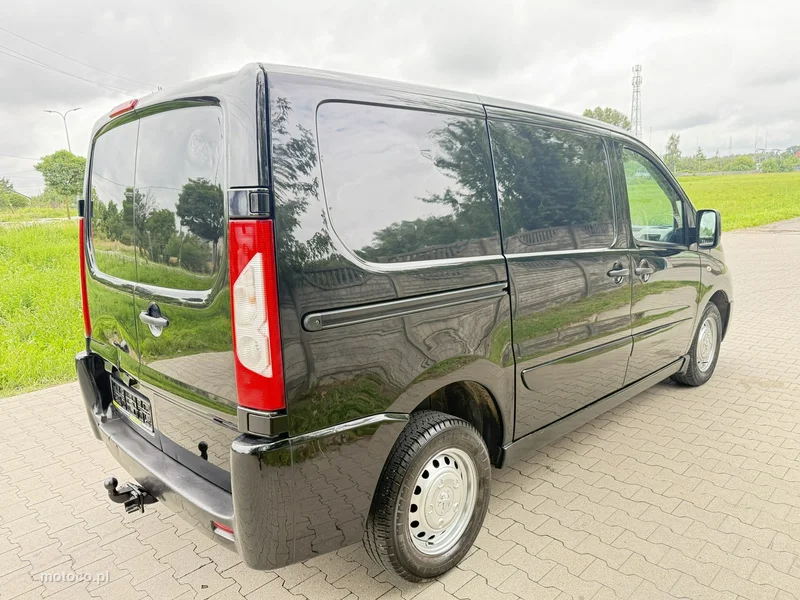 Peugeot Expert 5