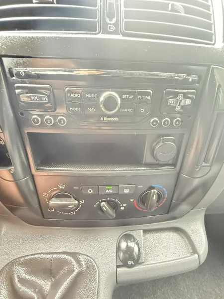 Peugeot Expert 8
