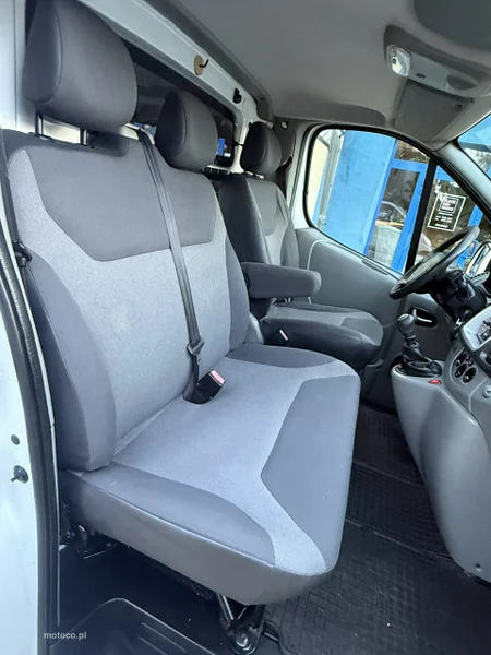 Renault Trafic 7