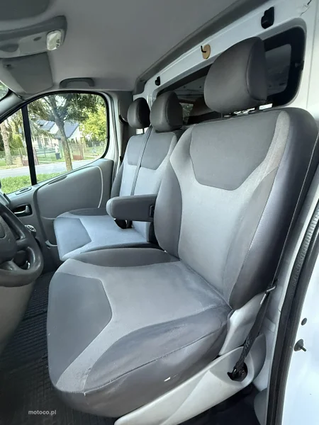Renault Trafic 17