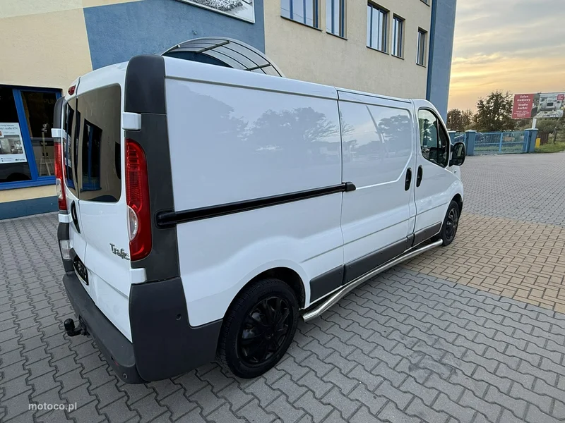 Renault Trafic 4