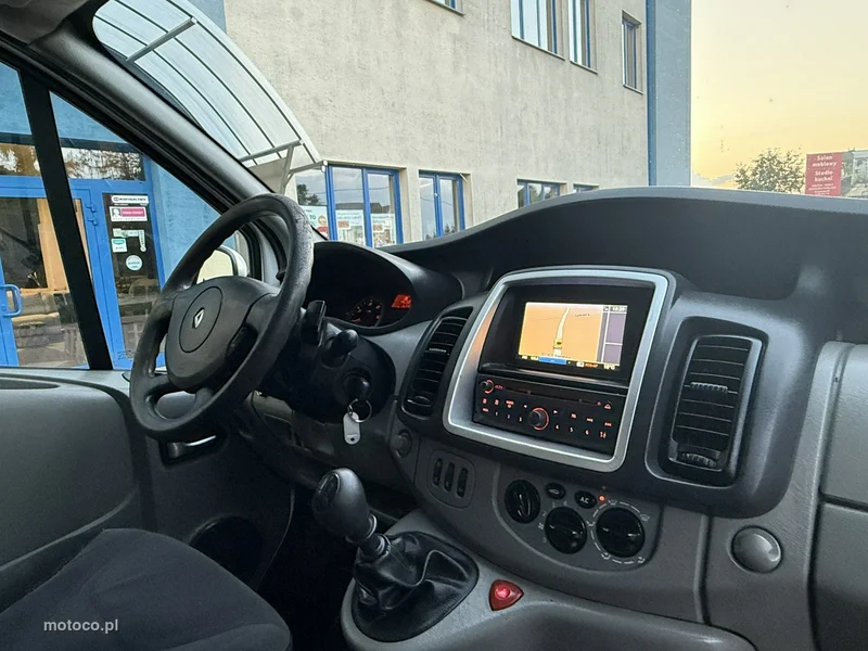 Renault Trafic 5