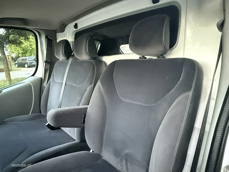 Renault Trafic 14