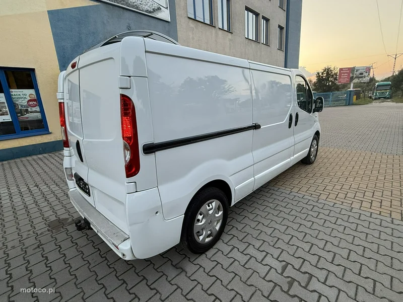 Renault Trafic 4
