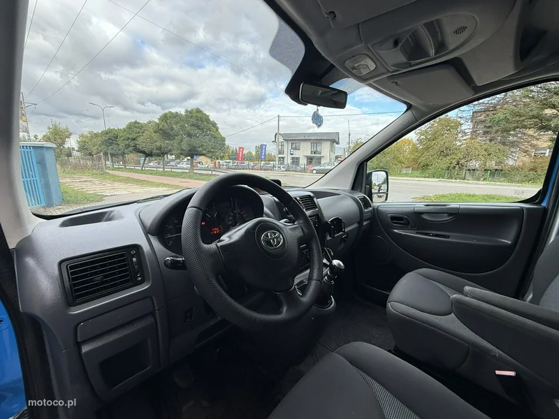 Toyota ProAce 17