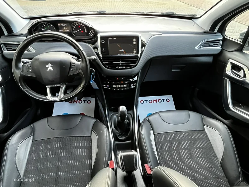 Peugeot 2008 5