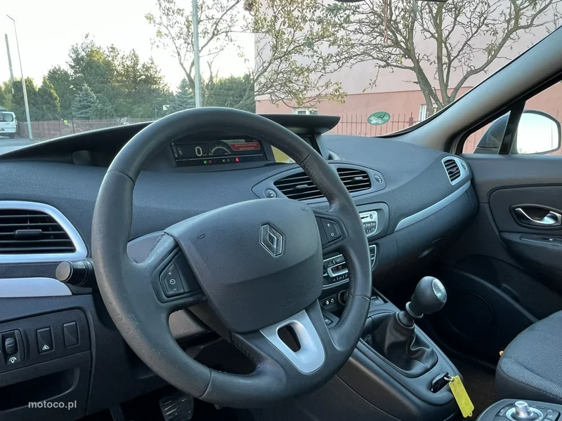 Renault Scenic III 8