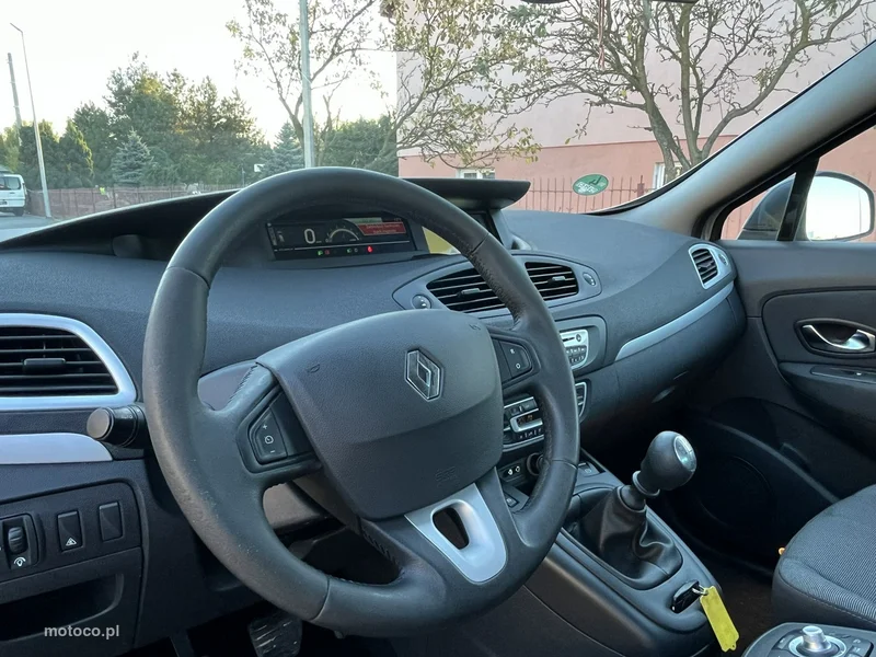 Renault Scenic II 8