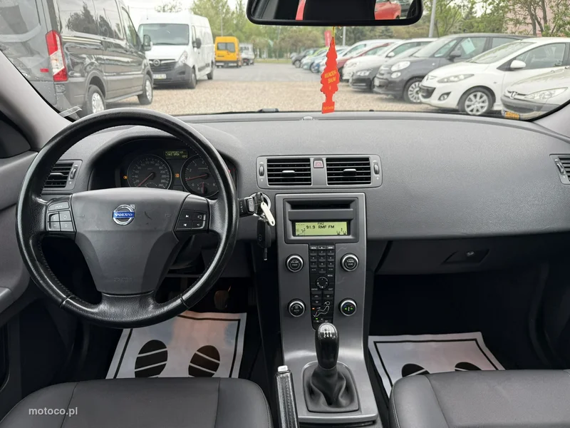 Volvo V50 6