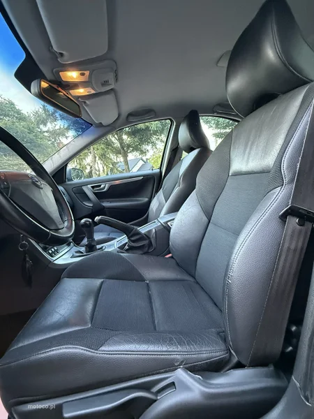 Volvo S60 12