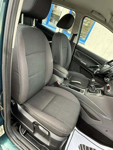Ford C-Max I 15