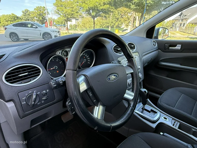 Ford Focus II 15