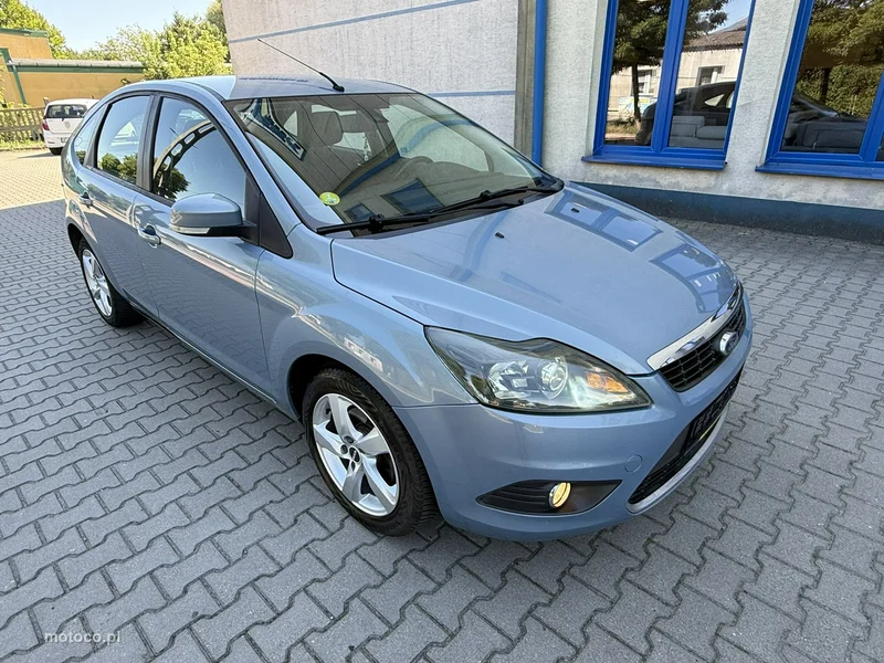 Ford Focus II 3