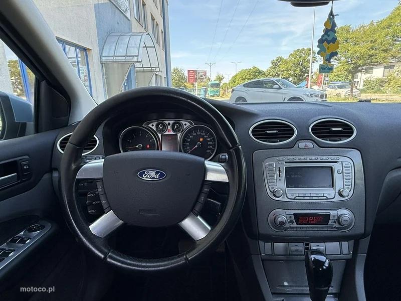 Ford Focus II 8