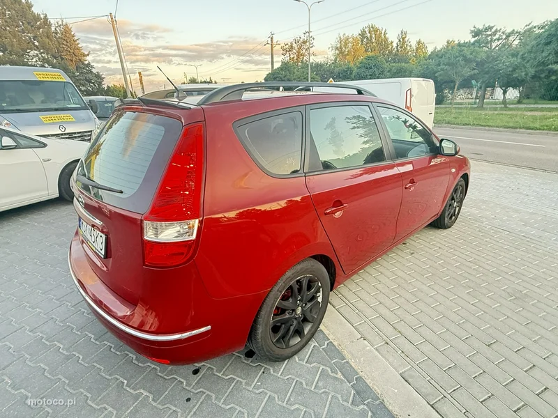 Hyundai i30 4